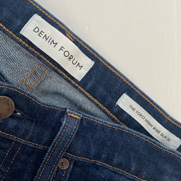 Aritzia The Yoko High Rise Slim Jeans - Picture 6 of 9